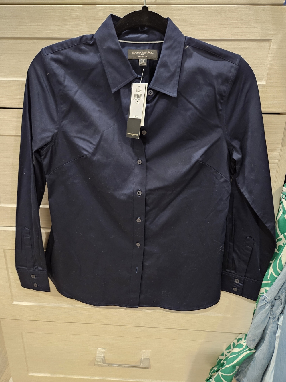 Banana Republic Men's Dark Navy Button-Front Dress Shirt